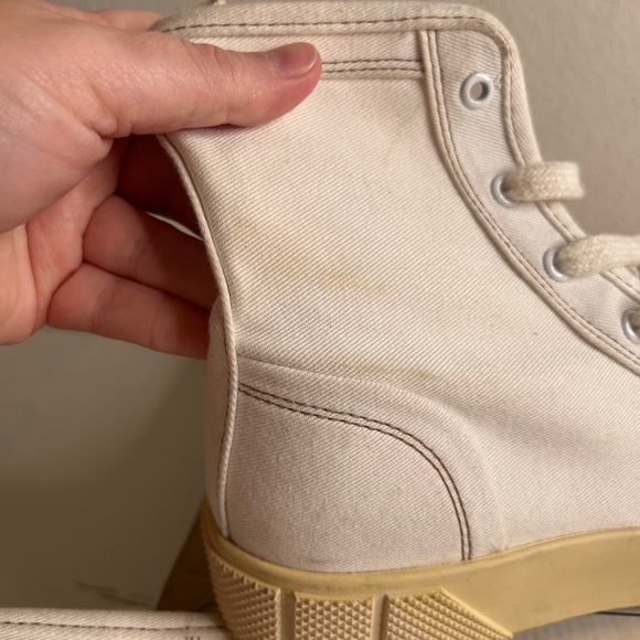 Zara size 9.5 Hi Top Sneakers - Picture 5 of 12